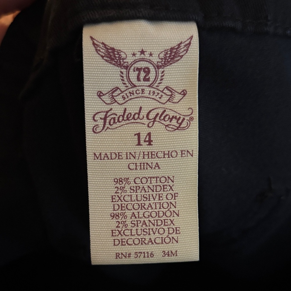 Faded Glory Women's Black Shorts - Picture 4 of 5